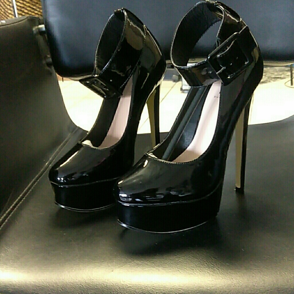 Signature Pumps